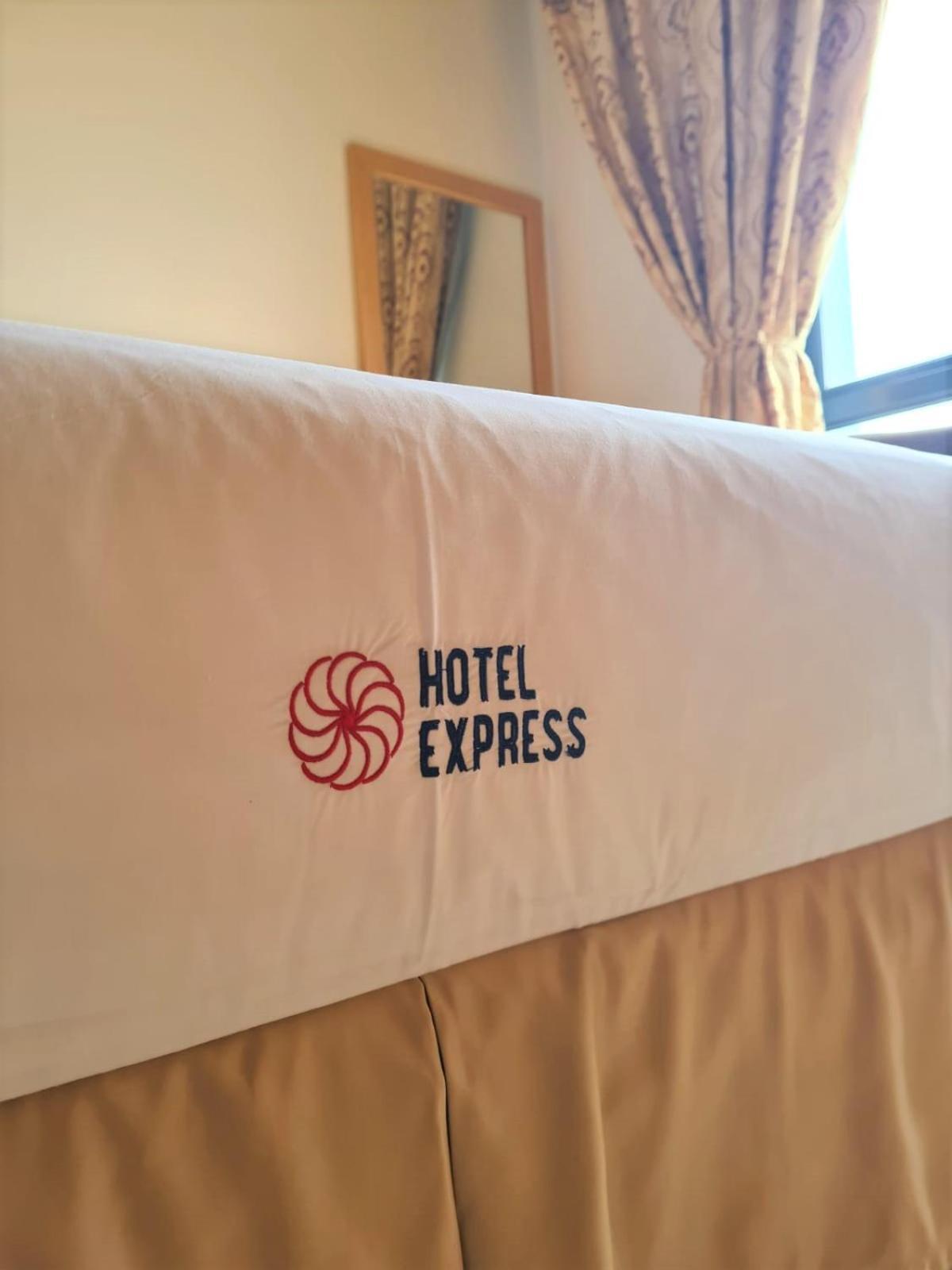 Hotel Express Luanda Eksteriør bilde