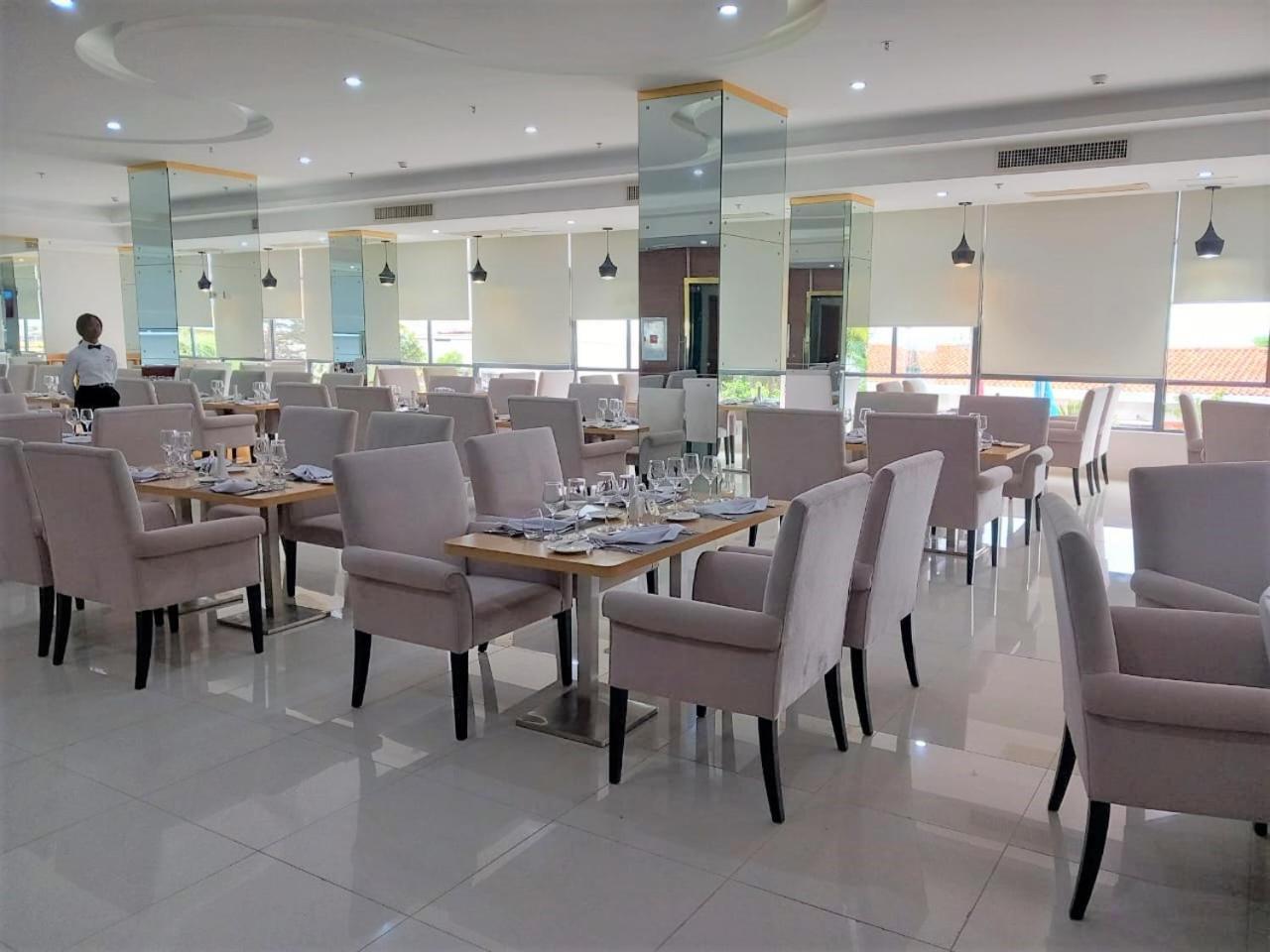 Hotel Express Luanda Eksteriør bilde